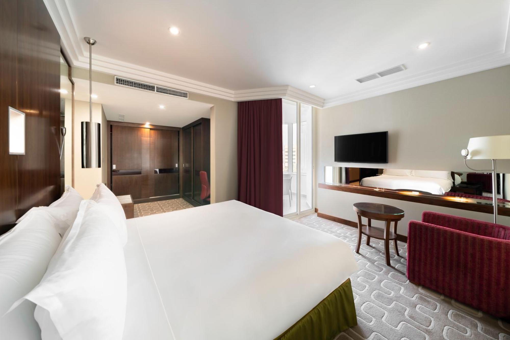 Radisson Blu And Convention Center, Minhal Riyadh