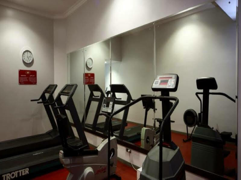 Radisson Blu And Convention Center, Minhal 4*